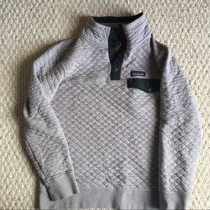Grey Patagonia pullover